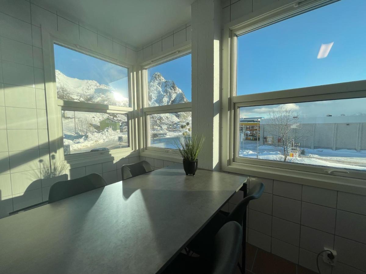 Marina Hotel Lofoten Сволвер Екстериор снимка