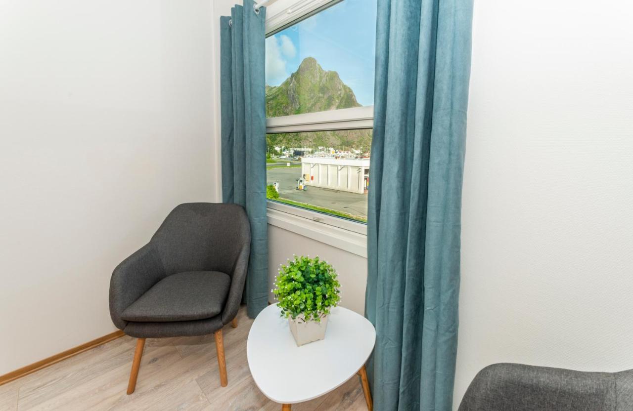 Marina Hotel Lofoten Сволвер Екстериор снимка