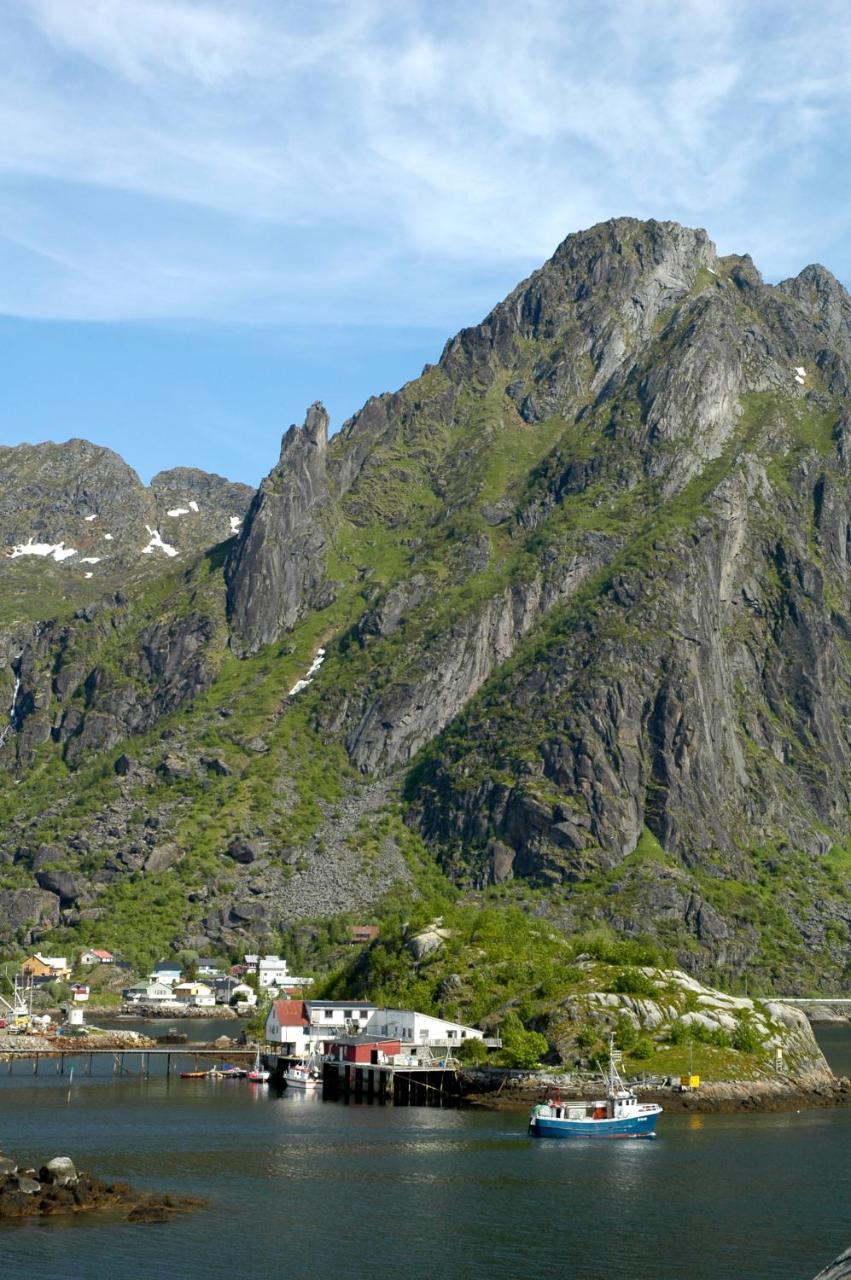 Marina Hotel Lofoten Сволвер Екстериор снимка